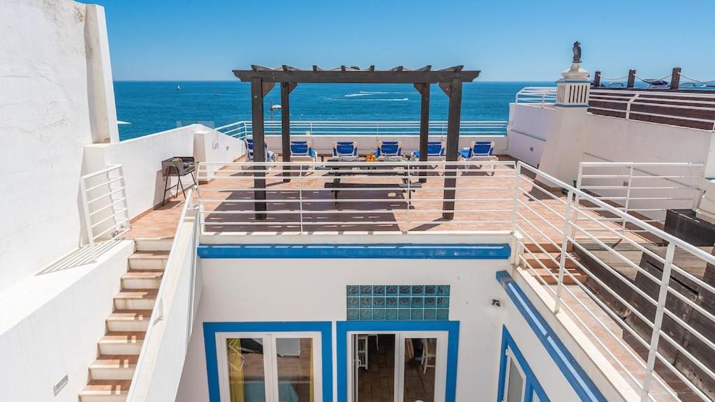 Refurbished Beachfront House, Pool, Ac, Wifi, Albufeira, Sea View Екстериор снимка