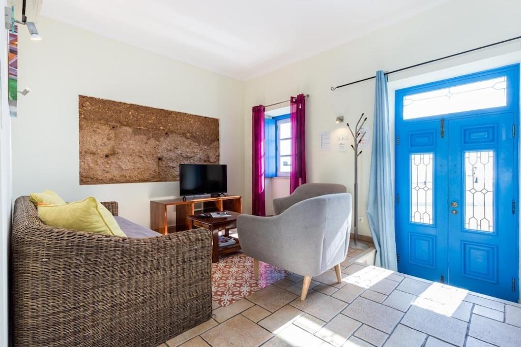 Refurbished Beachfront House, Pool, Ac, Wifi, Albufeira, Sea View Екстериор снимка