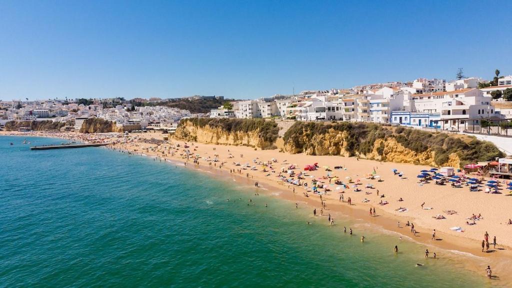 Refurbished Beachfront House, Pool, Ac, Wifi, Albufeira, Sea View Екстериор снимка