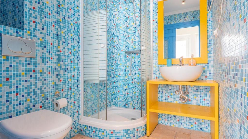 Refurbished Beachfront House, Pool, Ac, Wifi, Albufeira, Sea View Екстериор снимка